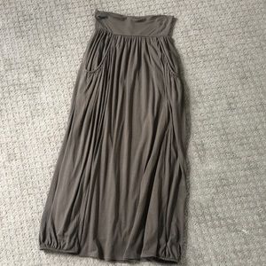Garnet Hill favorite Maxi Skirt (Peat/ XS)